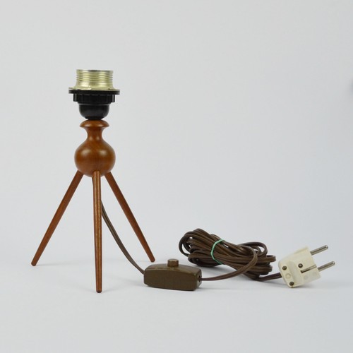Tripod tischleuchte teakholz - tripod,